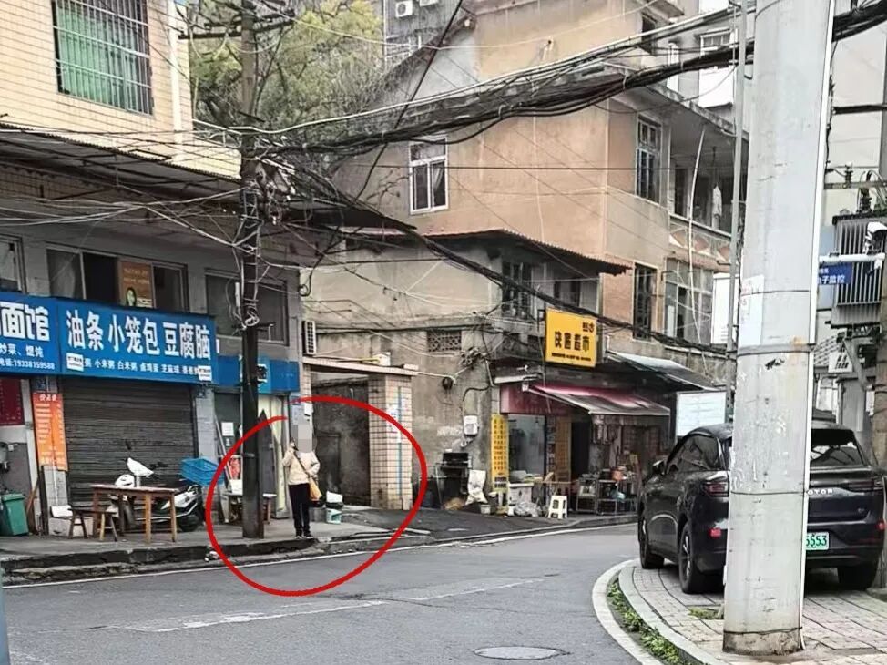 “男友”要取8万元现金炒股？民警当场拦截！