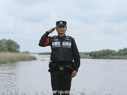 痛心!37岁民警抓捕逃犯时牺牲 痛心!37岁民警抓捕逃犯时牺牲