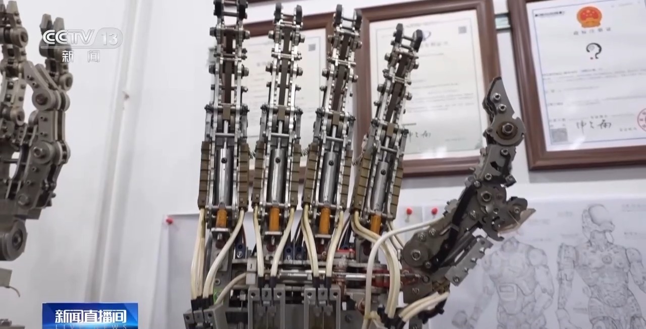 万物皆可大胆“搓” “手搓经济”催生“一人公司”新业态 万物皆可大胆“搓” “手搓经济”催生“一人公司”新业态