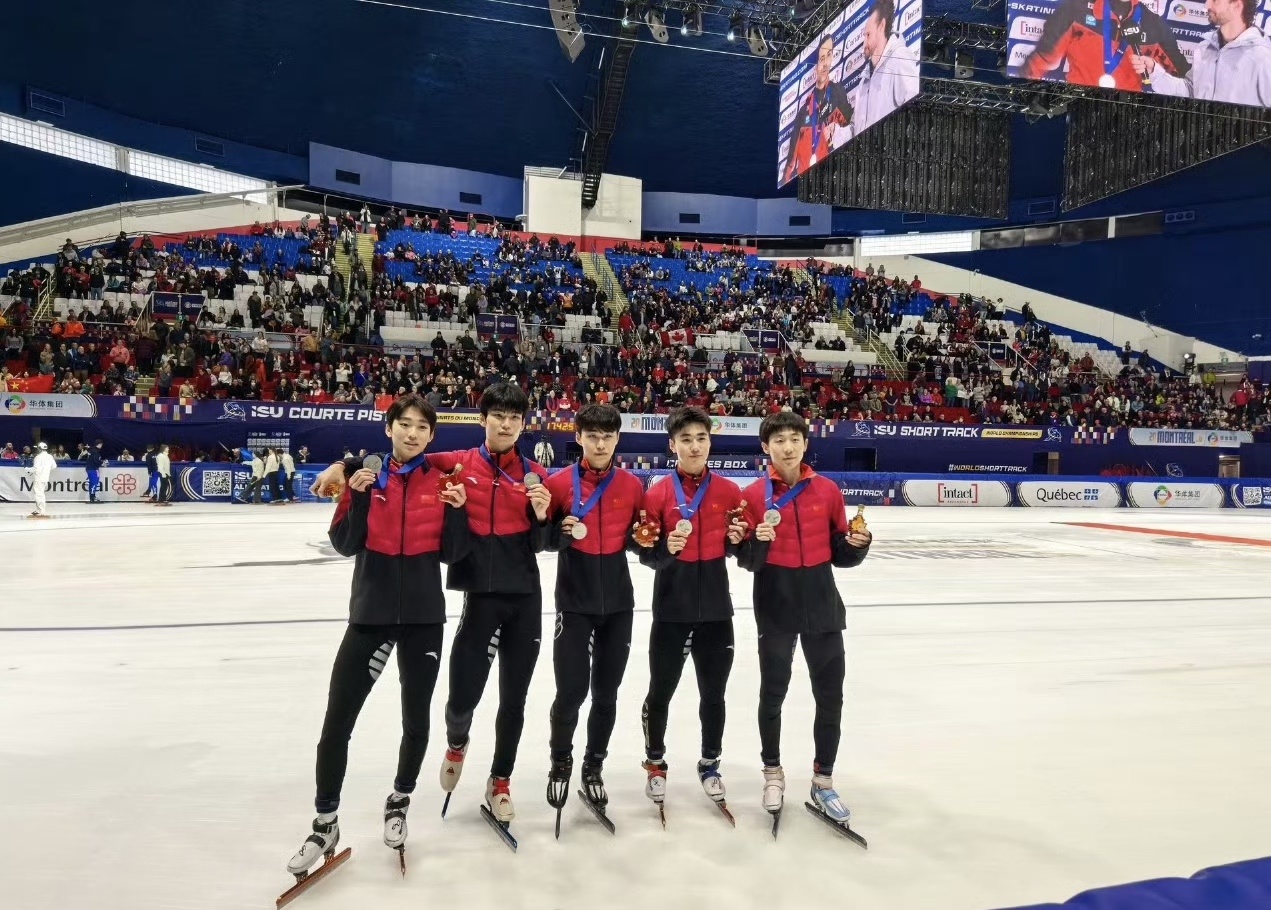 中国男队短道世锦赛5000米接力摘银