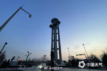 北京今天五级阵风在线昼夜温差大 明夜西部北部有小雨