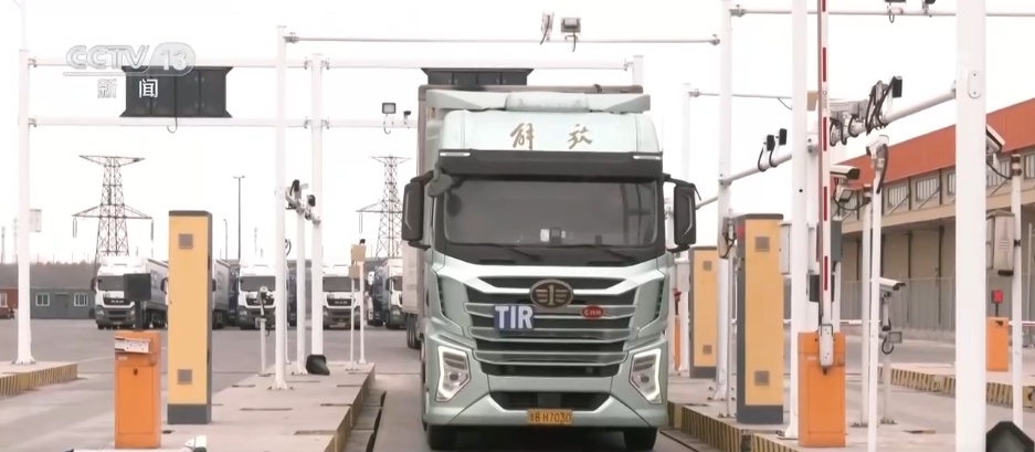 “生鲜集拼” “一箱到底”……跨境贸易便利化激活外贸“进出”双活力