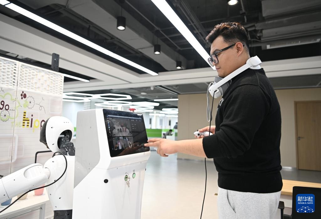 探访雄安新区“机器人学校”