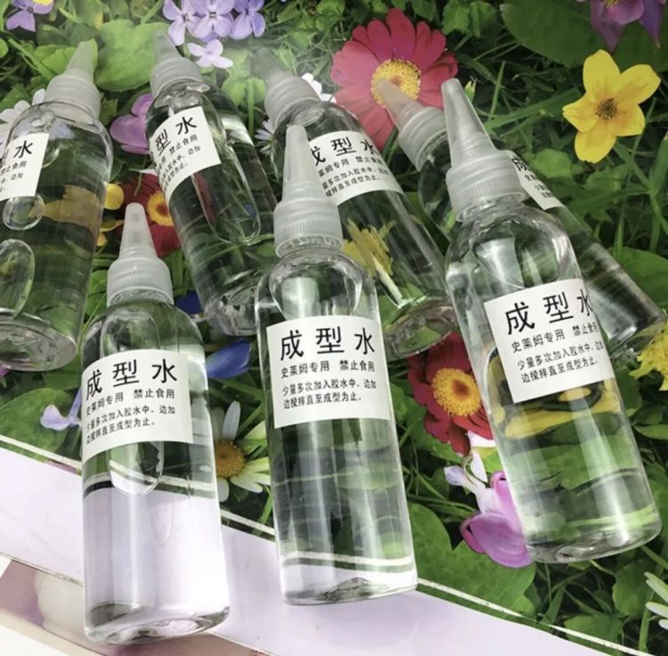 泥类玩具掀起销售热潮，很多家庭买过，劣质产品气味刺鼻，紧急提醒