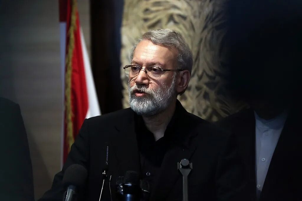 伊朗为拉里贾尼复仇