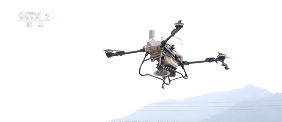 科技破题山区耕种短板 智慧农机按下春耕生产“加速键”