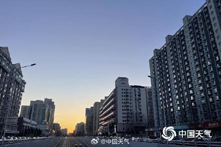 北京今天北风劲吹阵风可达七级 明起气温上升