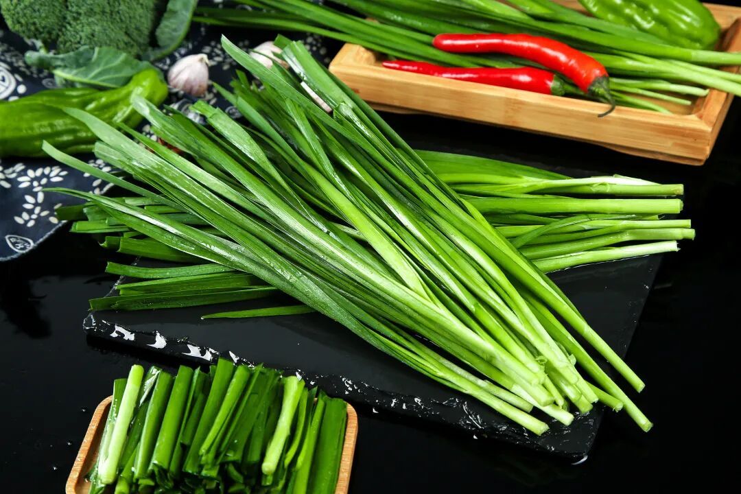 肝不好的人，身体这两处会“说话”！春季养肝=养命，建议你做好这5件事