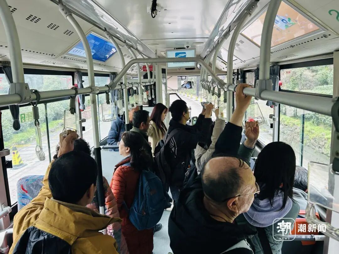 “来上天竺求男朋友的，我有个儿子！”