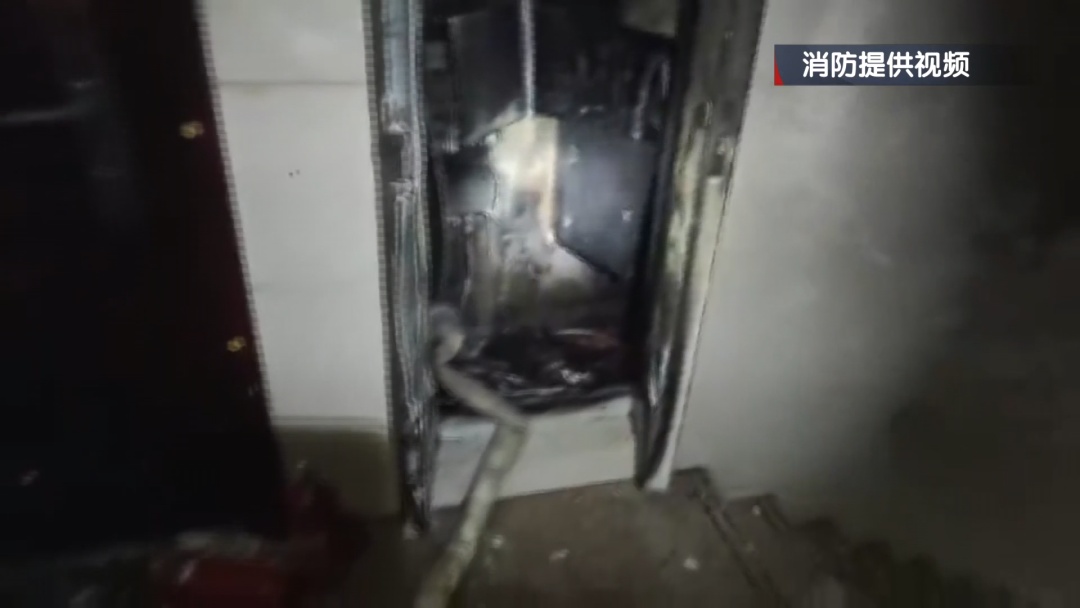 零伤亡！北京一高层住宅起火 50名居民科学避险！