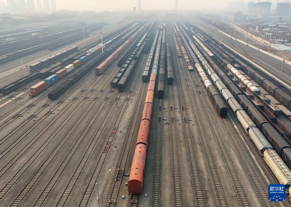 黑龙江：铁路农资运输保春耕