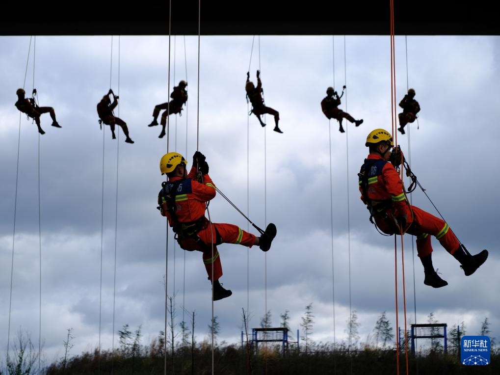 淬火成钢！新一批“火焰蓝”就位