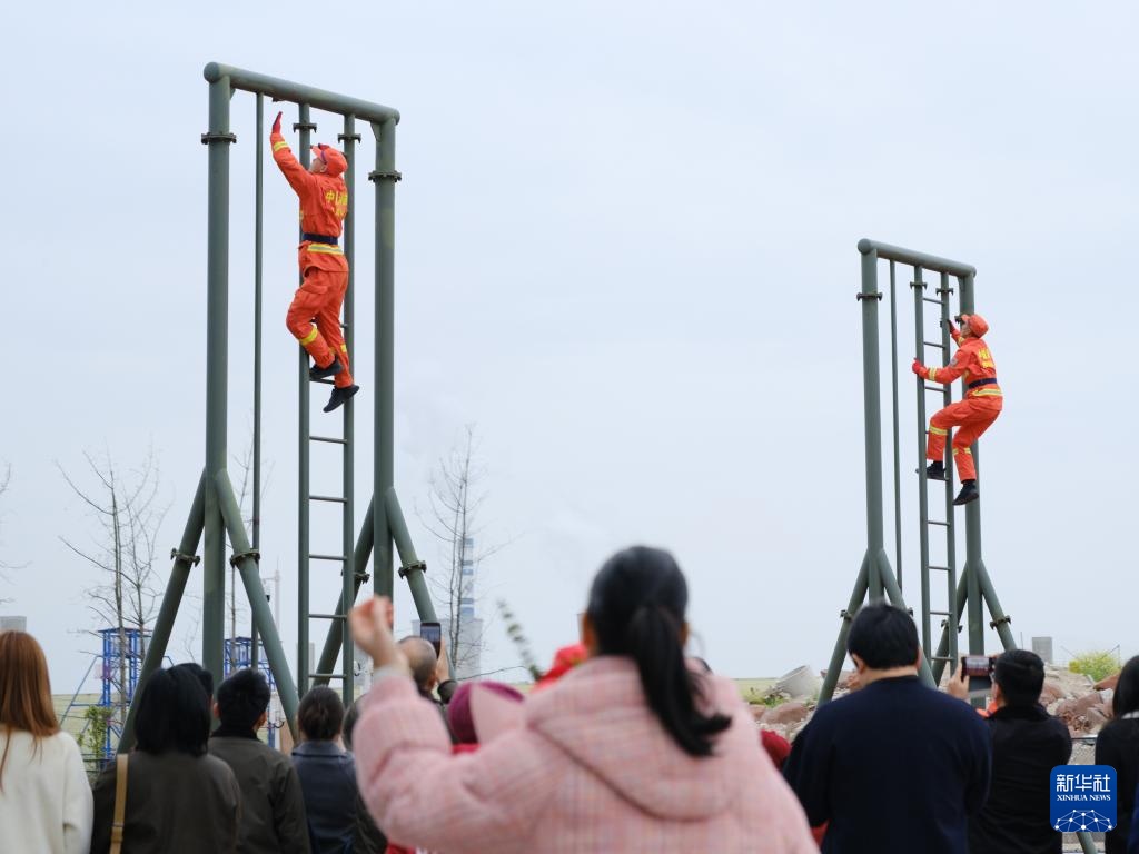 淬火成钢！新一批“火焰蓝”就位