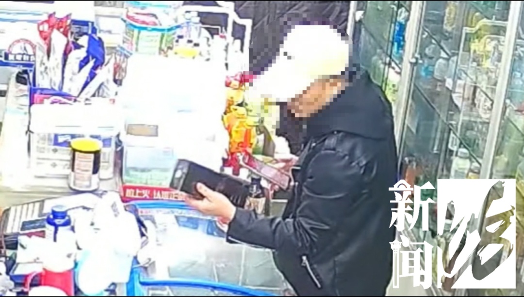 不对劲！上海一男子淡定结账，出门却拔腿就跑！店员懵圈…