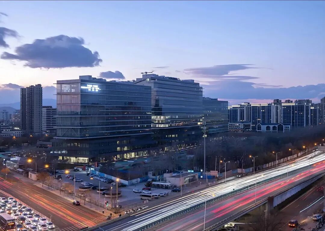 机器人是怎么训练的？走进全国首家具身智能创新产业园