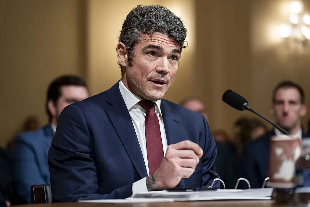 伊朗点赞美国辞职高官