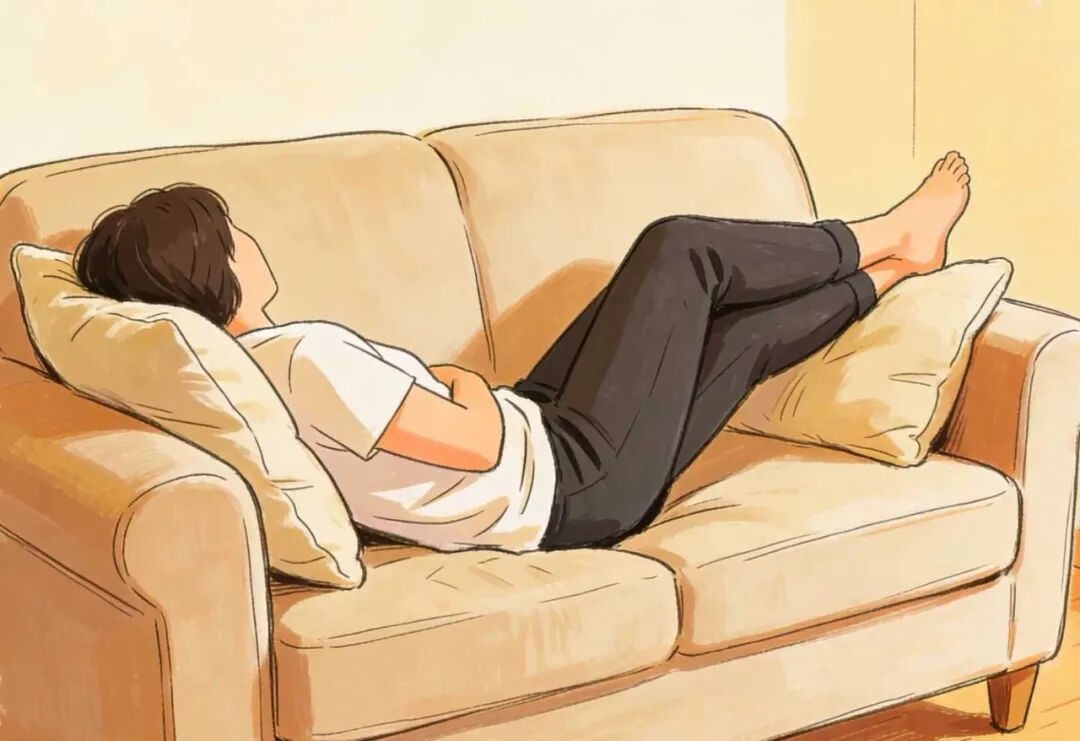 久坐腰疼？原来叉开腿坐才是脊柱最舒服的姿势