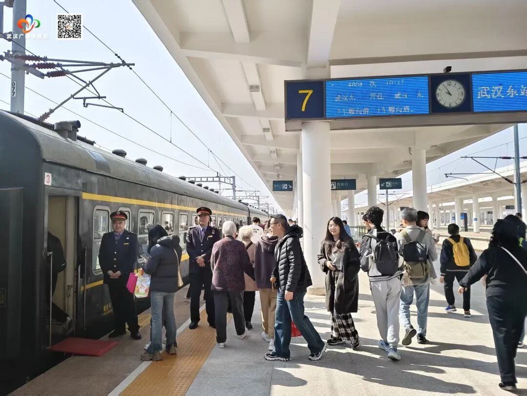 一票难求！武汉这趟列车太火了