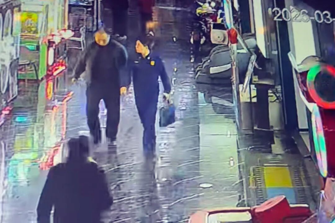男子自称“王参谋”，穿盗版制服到4家娱乐场所“消防检查”，义乌警方：行拘10天