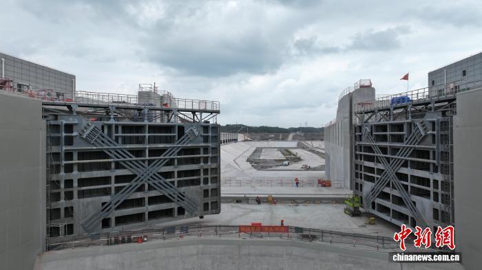 平陆运河进入船闸设备调试阶段