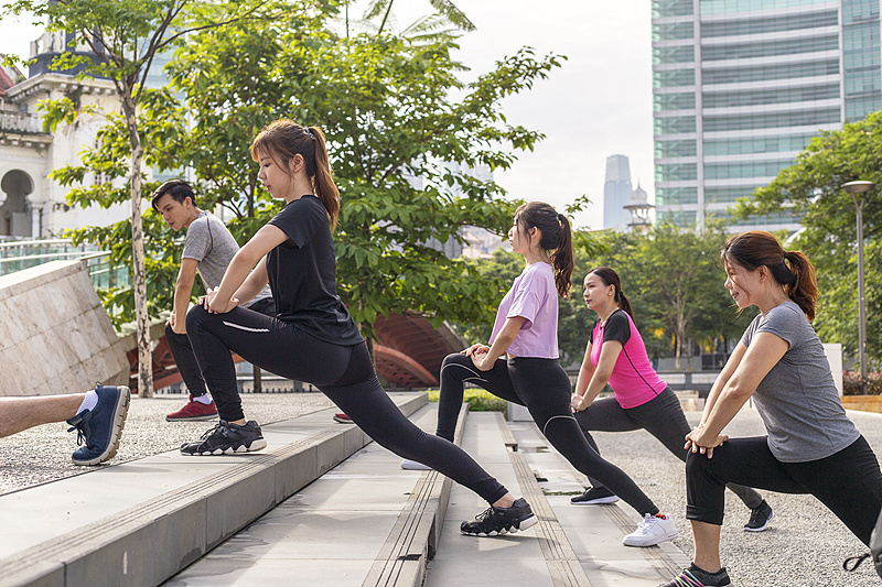 运动后膝盖隐隐作痛？膝盖疼痛急救指南请收