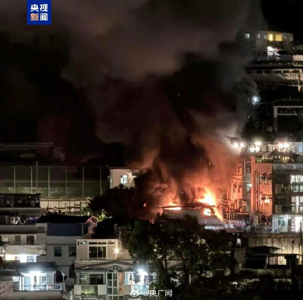 香港荃湾老围火灾现场画面