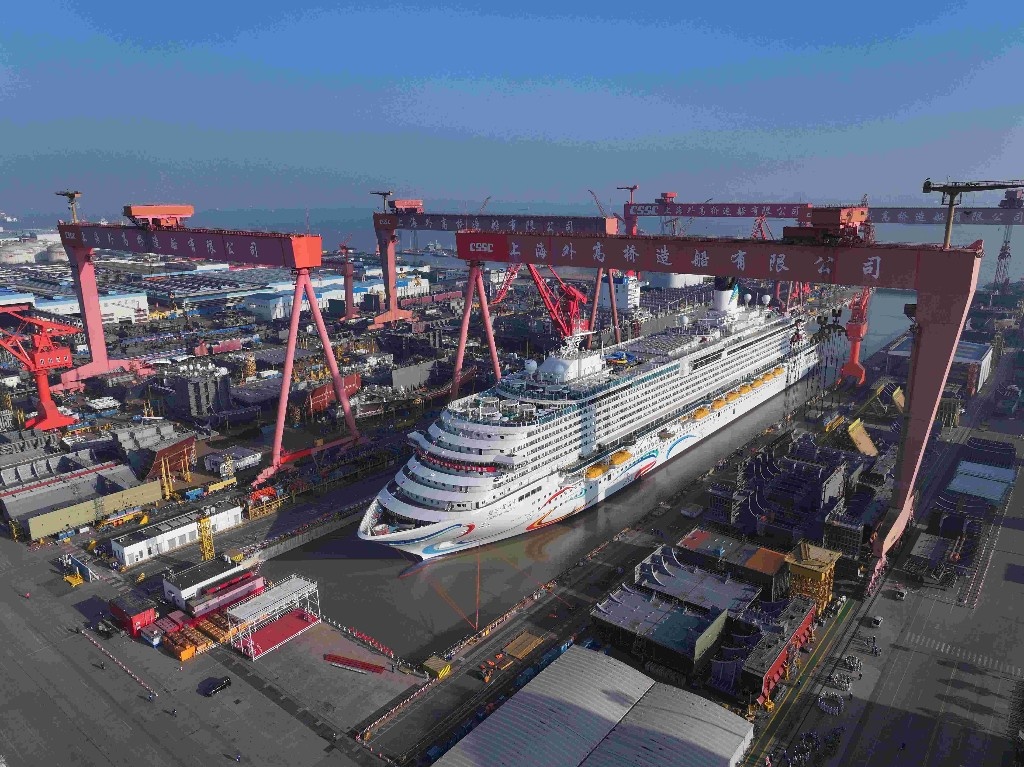 第二艘国产大型邮轮，顺利出坞！