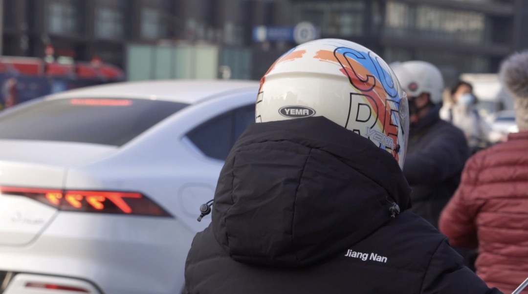 看了这个数据，骑电动自行车一定戴头盔！