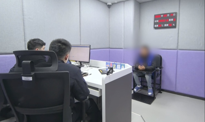 被抓的不止司机，老板直接被安排“银手镯”！上海首次对“百吨王”的法人代表动手了