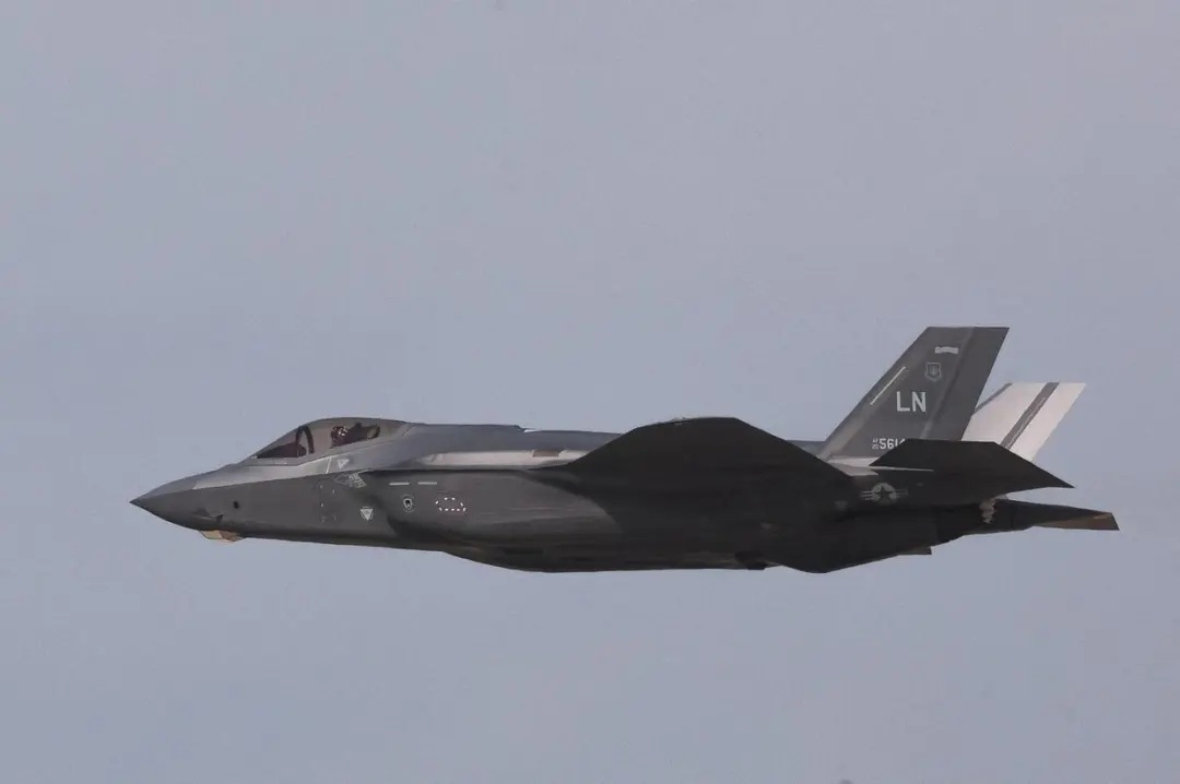 伊朗称击中美军F-35,释放何信号? 伊朗称击中美军F-35,释放何信号?