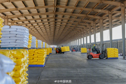 铁路部门抢抓农时保障春耕物资高效运输