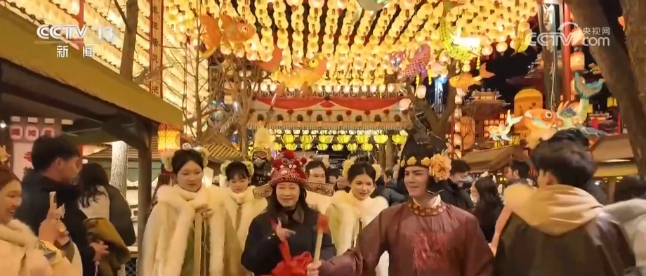 “赏花+夜游+沉浸式入戏”业态联动 全时段文旅产品释放消费新增长点