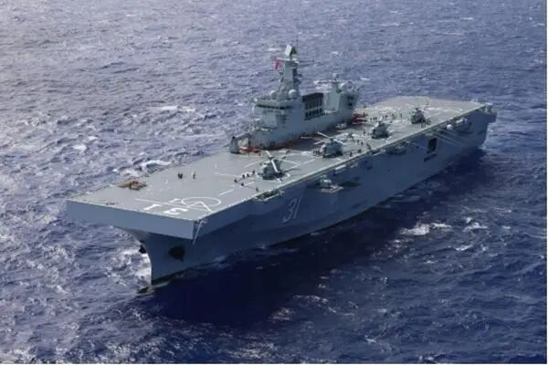 一代代青春，将海南舰稳稳推向深蓝