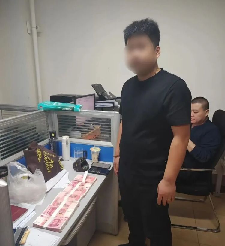 网上美女的“深情告白”,背后竟是一场骗局 网上美女的“深情告白”,背后竟是一场骗局