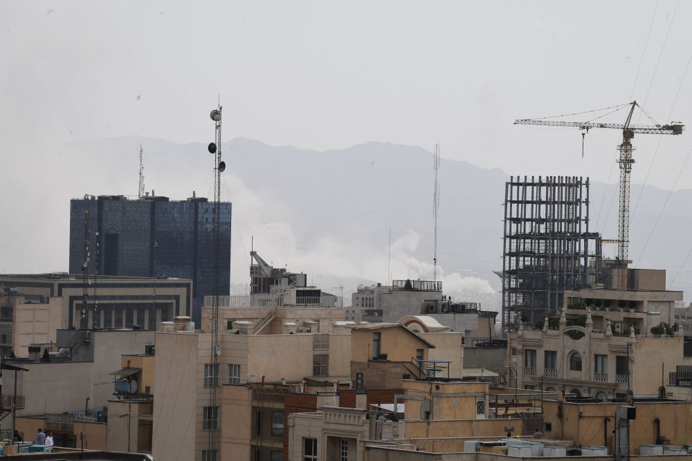 我在现场|坚守在德黑兰的日与夜 我在现场|坚守在德黑兰的日与夜