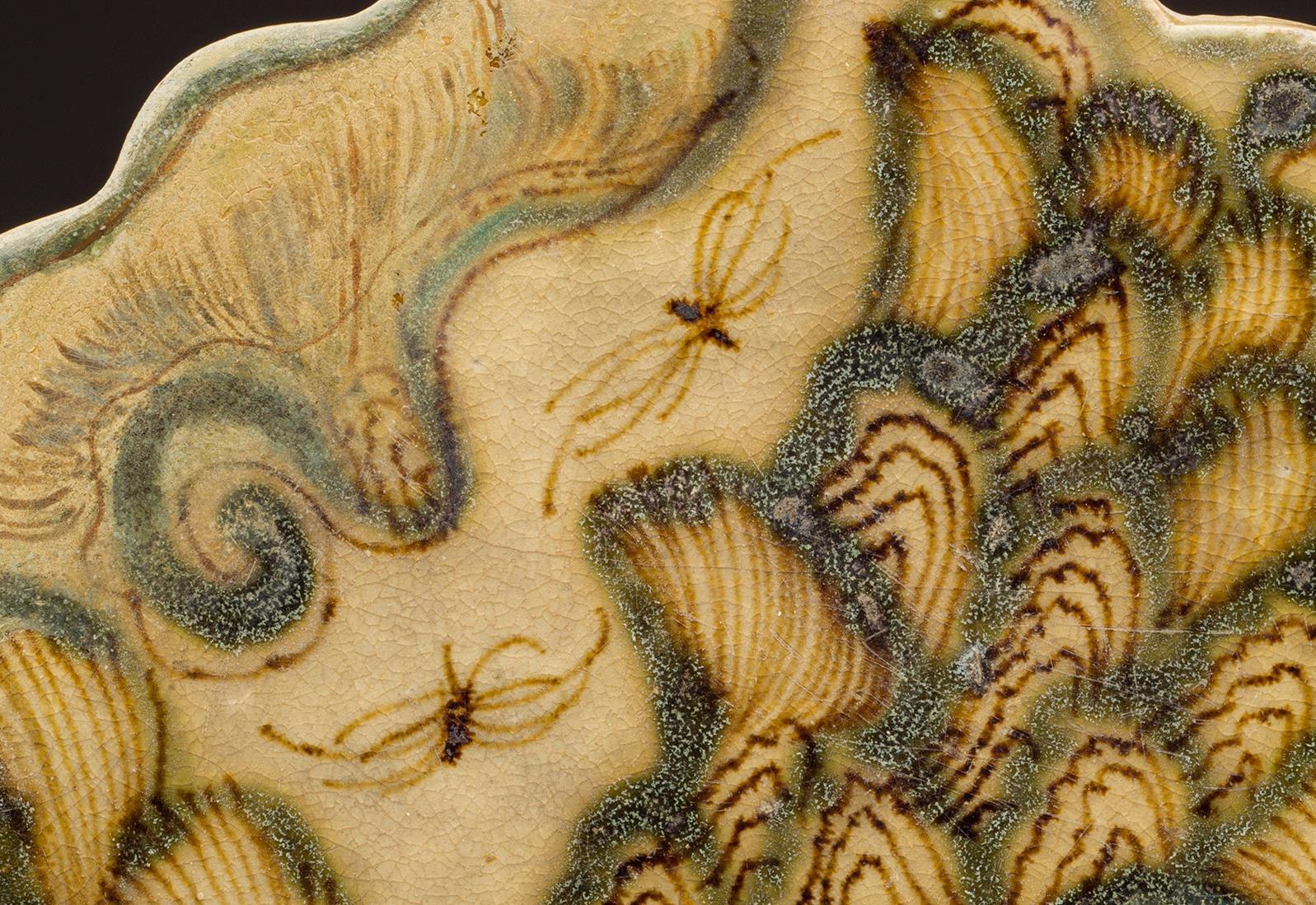 古人的“硬”核瓷枕 由一只小兽来守护