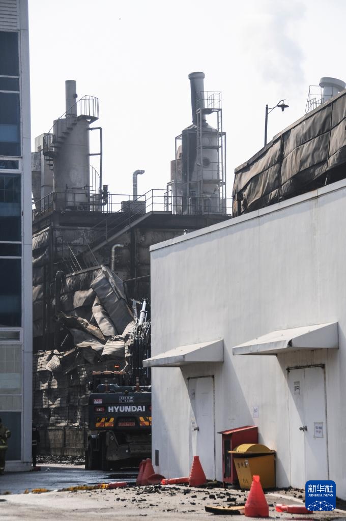 韩国工厂火灾致14人死亡 没有中国公民伤亡 韩国工厂火灾致14人死亡 没有中国公民伤亡