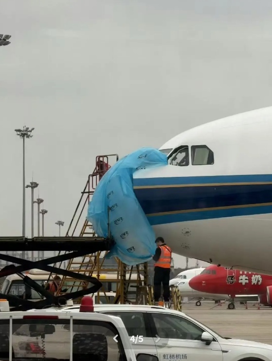 起飞后遭遇鸟击，上海飞深圳一航班紧急返航！整流罩脱落、风挡玻璃破裂……