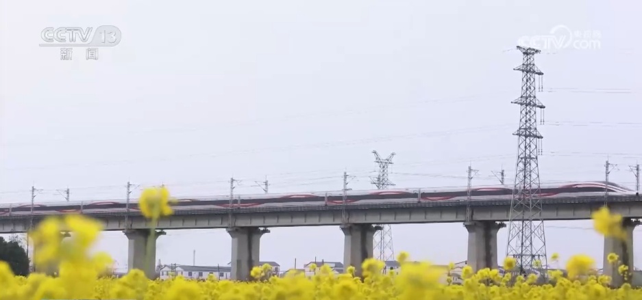 清明假期火车票今起发售 铁路部门“上新”满足旺盛出游需求