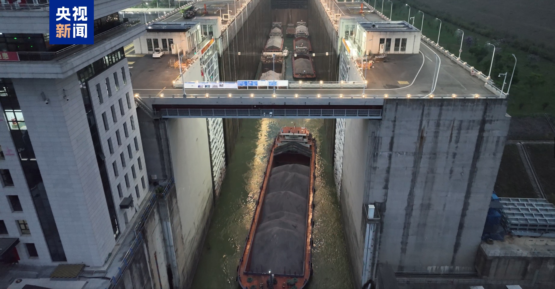 大藤峡船闸岁修收官 广西西江干线全线恢复通航