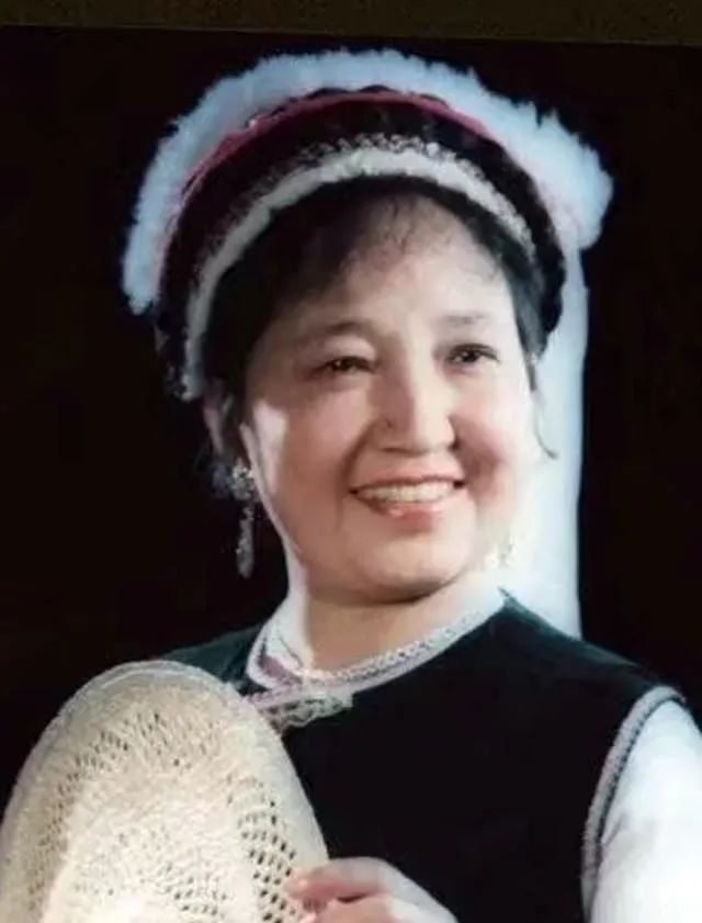 著名女高音歌唱家去世!她的这首代表作太经典...... 著名女高音歌唱家去世!她的这首代表作太经典......