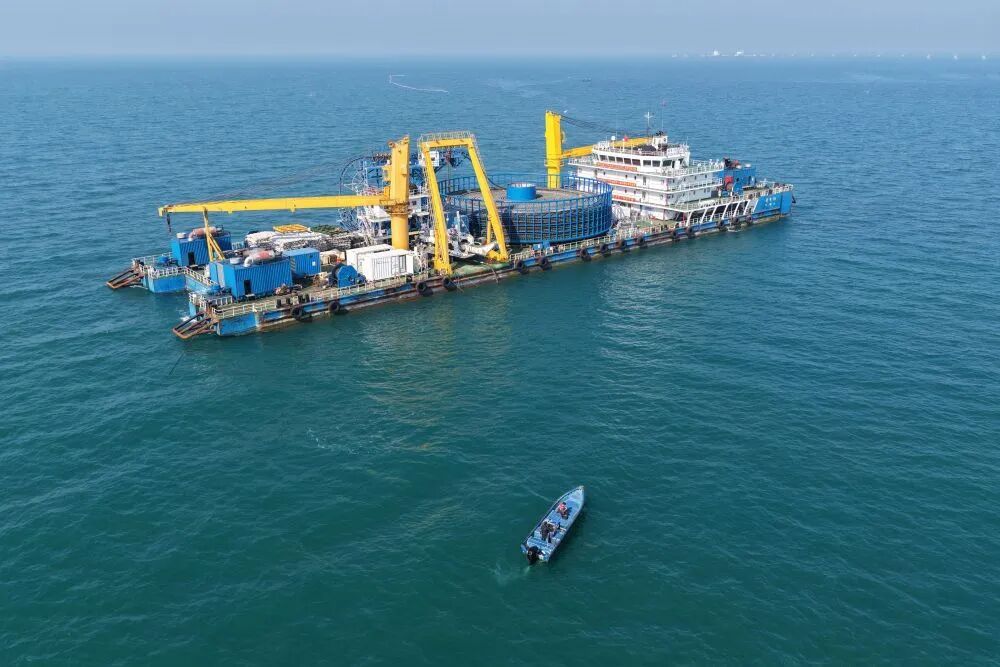 我国首条220千伏自主可控绝缘料海缆,成功送电! 我国首条220千伏自主可控绝缘料海缆,成功送电!