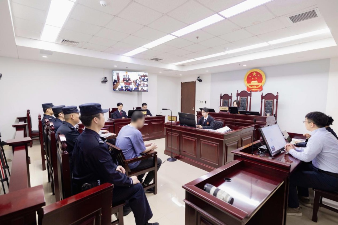 “两高”工作报告点名两起“开盒”案,记者深挖发现竟是同一根藤上的瓜?5人获判! “两高”工作报告点名两起“开盒”案,记者深挖发现竟是同一根藤上的瓜?5人获判!