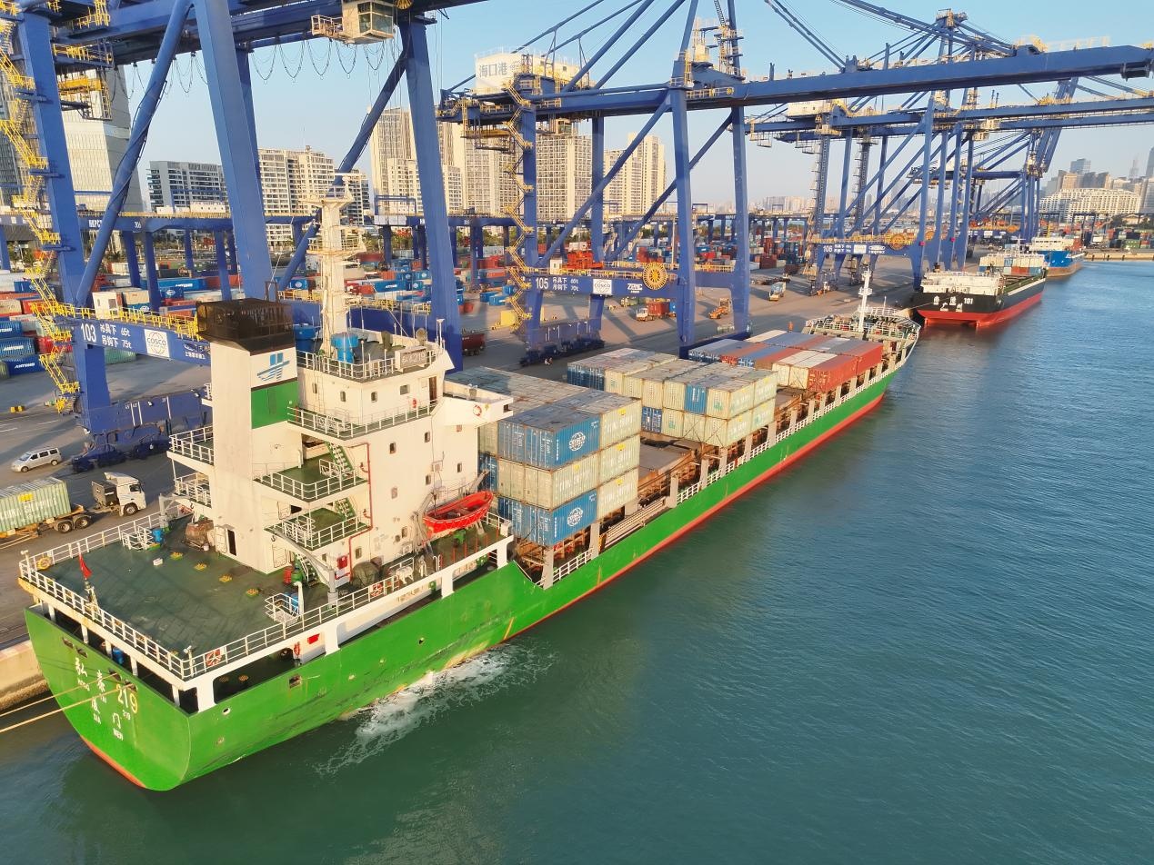 海口探索构建船载集装箱运输“安全+便利”协同治理新模式 海口探索构建船载集装箱运输“安全+便利”协同治理新模式