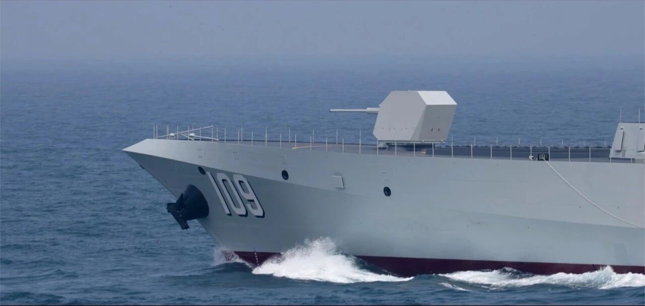 现场！“万吨大驱”安庆舰、东莞舰首次实弹射击