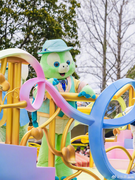 上海迪士尼10岁生日首日直击 上海迪士尼10岁生日首日直击