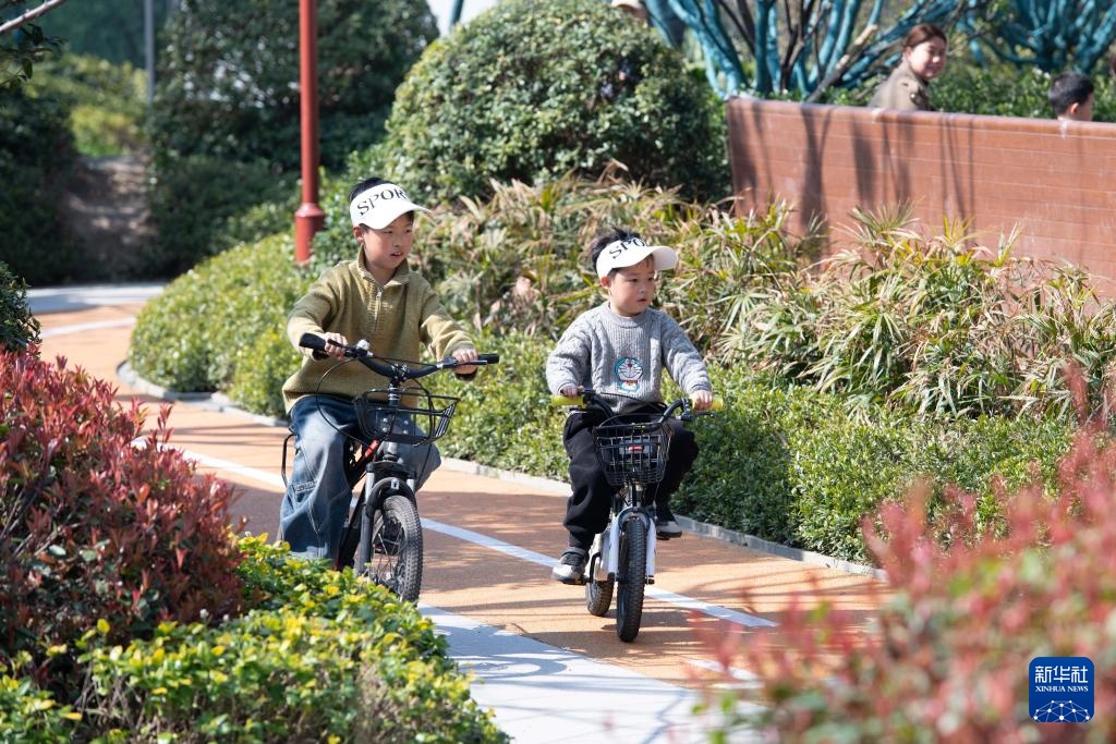 旧貌焕新颜：城市更新让生活更美好