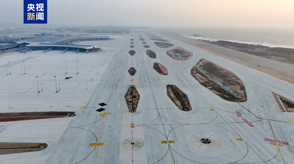 福州长乐国际机场新建第二跑道完成实地验证试飞 福州长乐国际机场新建第二跑道完成实地验证试飞