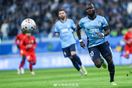 大连英博1比0上海海港 大连英博1比0上海海港