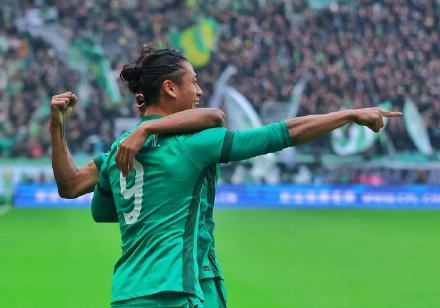 “京沪大战”国安1比1战平申花